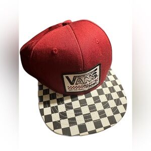 Vans Burgundy Bear Checkered Off the Wall Hat New Without Tags